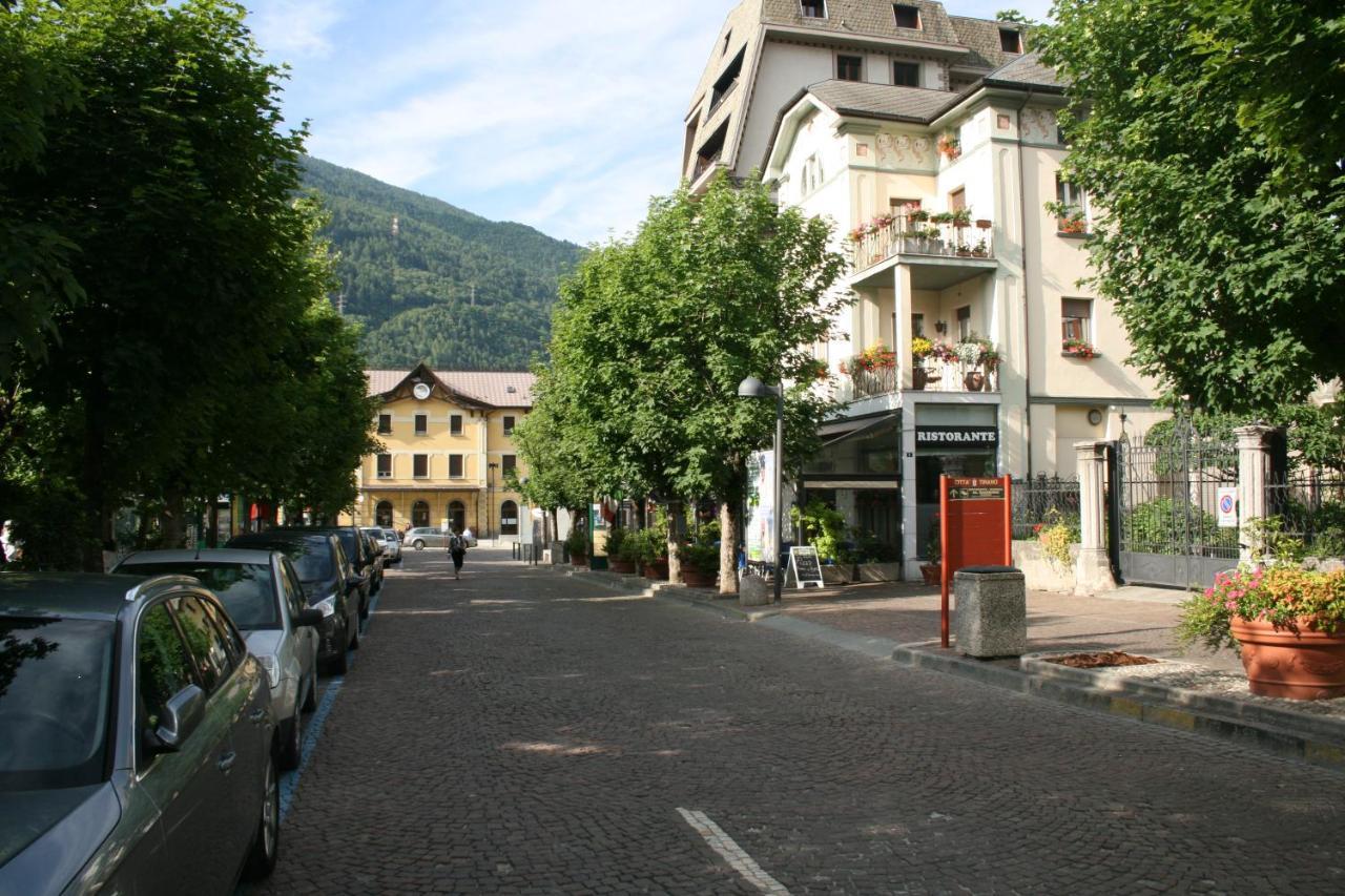 Eco Rooms&Breakfast Tirano Kültér fotó